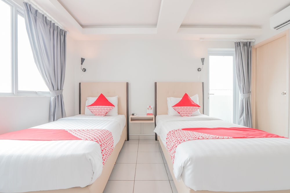 izi cozi hotel kemayoran