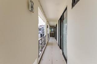 reddoorz syariah near green park jatiwarna