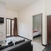 reddoorz syariah near green park jatiwarna