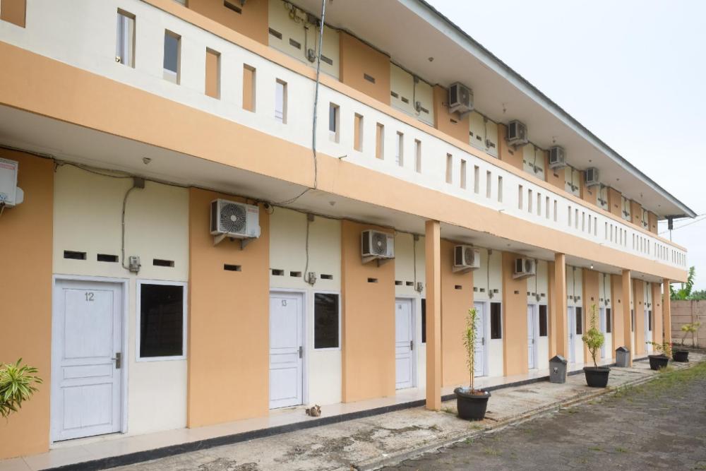 reddoorz putri syariah brebes