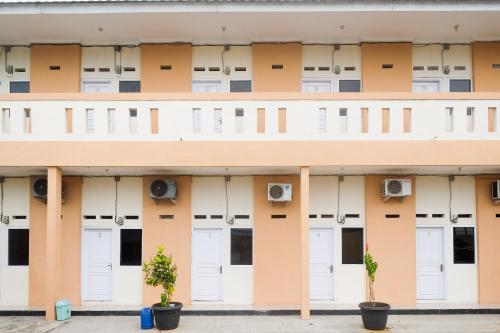 reddoorz putri syariah brebes