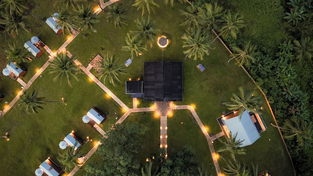 bobocabin bunaken hills