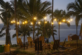 bobocabin bunaken hills