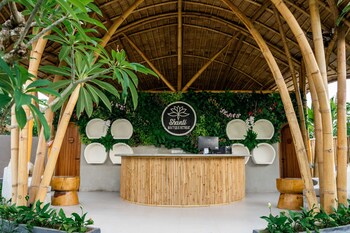 shanti boutique retreat