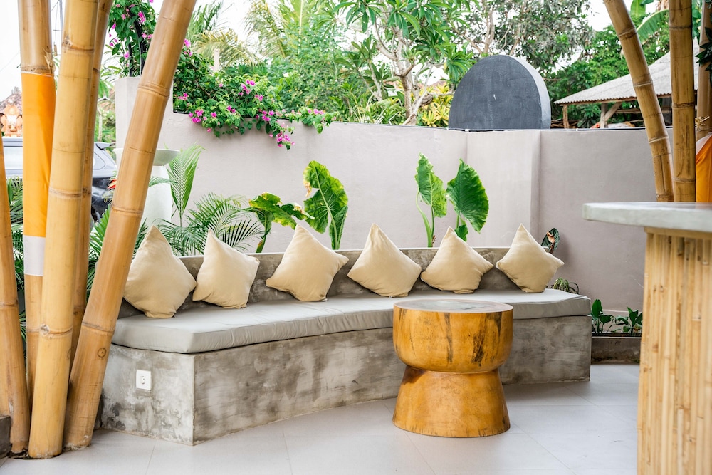 shanti boutique retreat