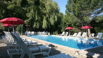 hostellerie de la source