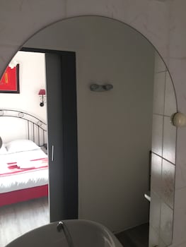 hostellerie de la source