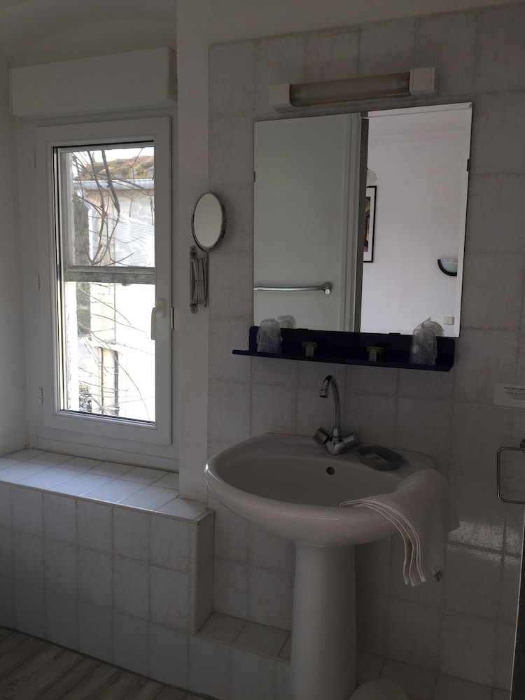 hostellerie de la source