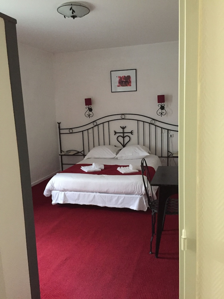 hostellerie de la source