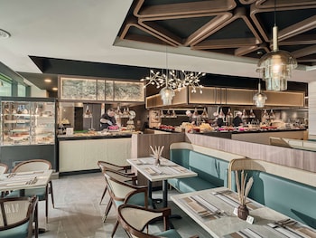 mercure icon singapore city centre