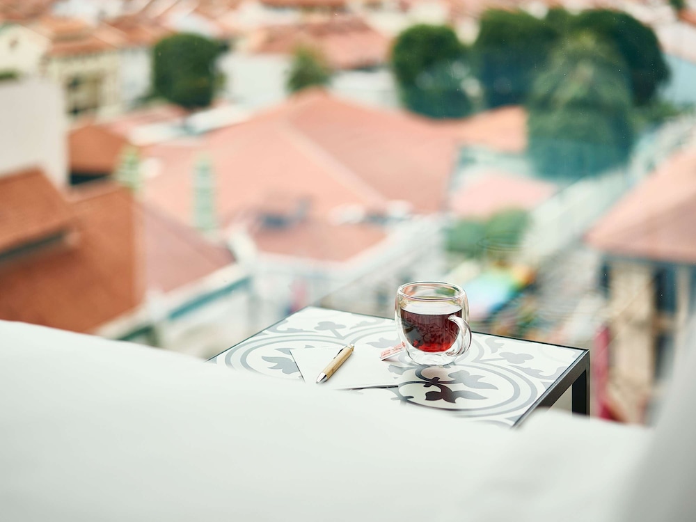 mercure icon singapore city centre