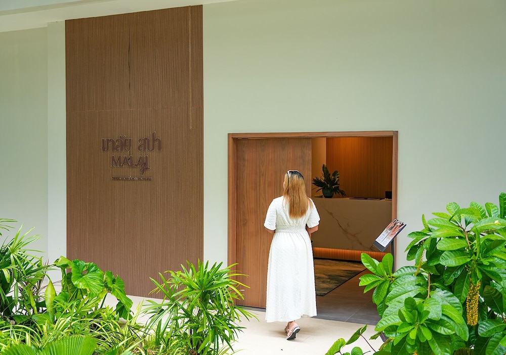 laya resort phuket island