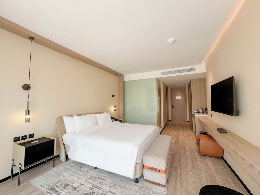 laya resort phuket island