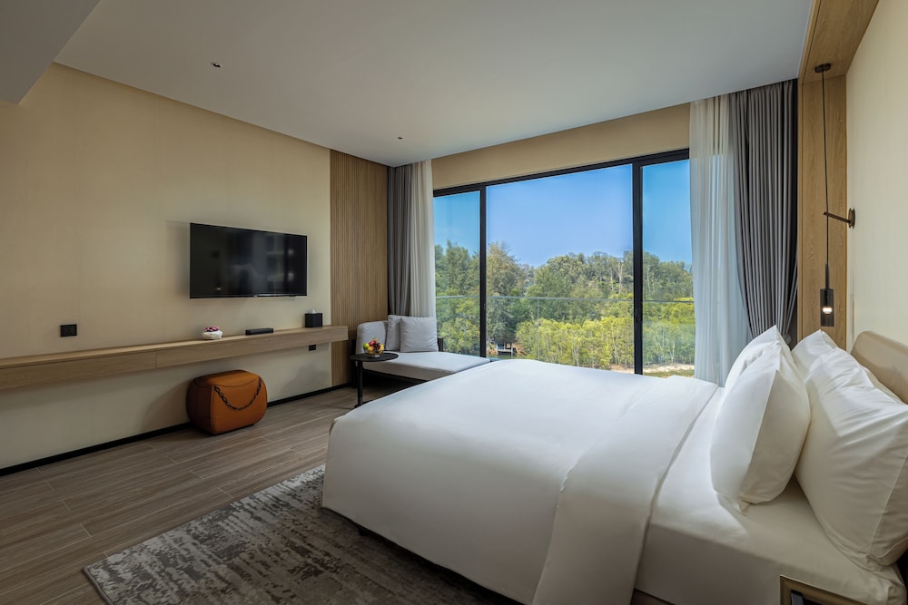 laya resort phuket island