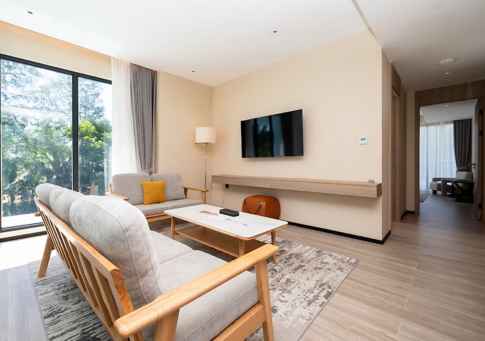laya resort phuket island