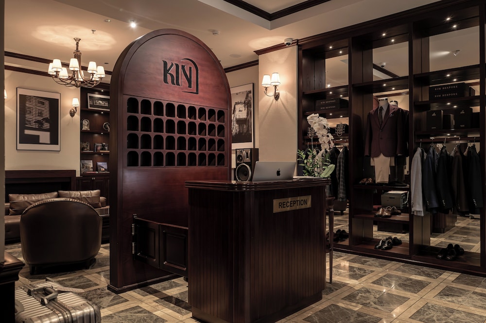 kin hotel dong du