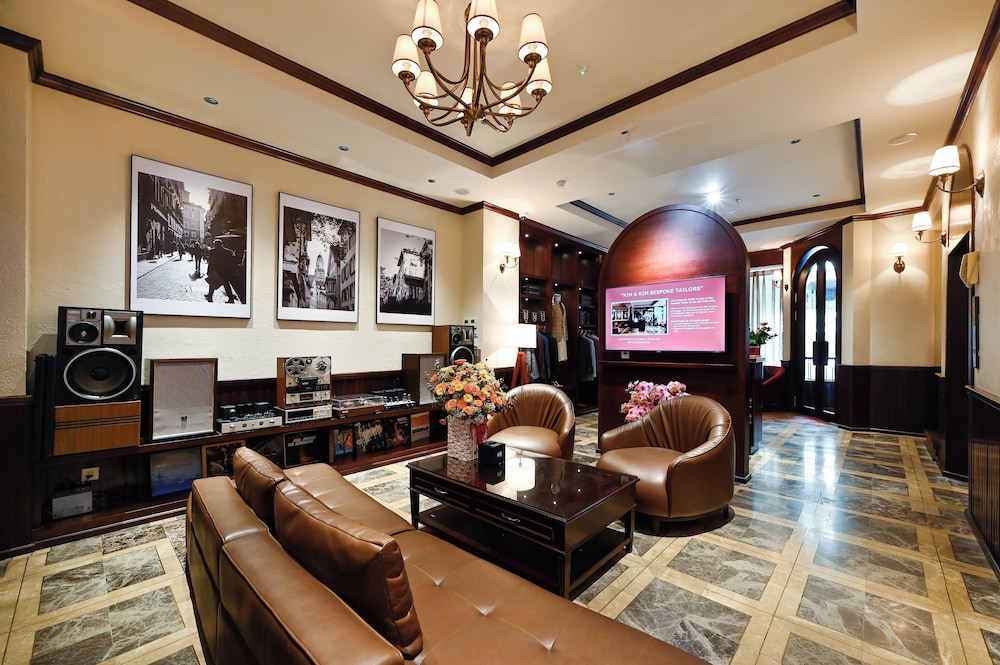 kin hotel dong du