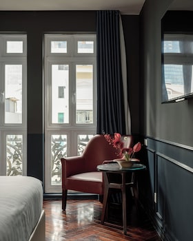 kin hotel dong du