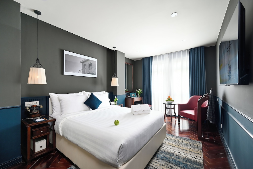 kin hotel dong du