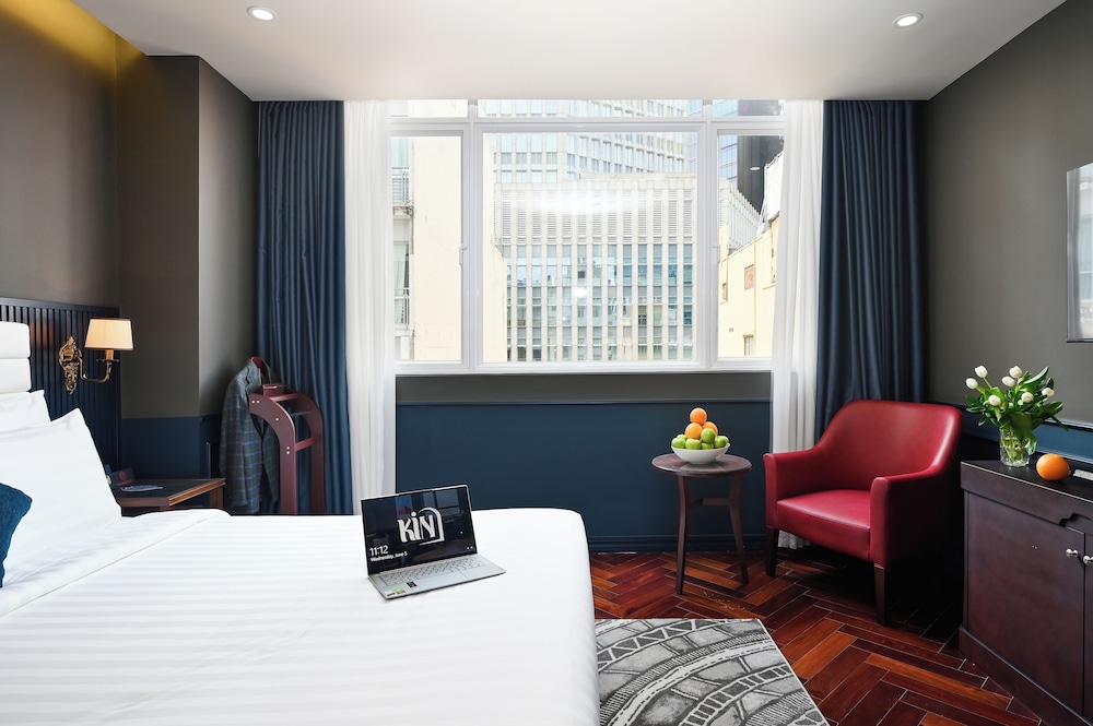 kin hotel dong du