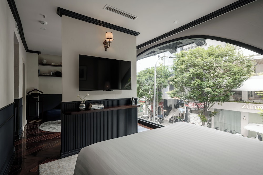 kin hotel dong du
