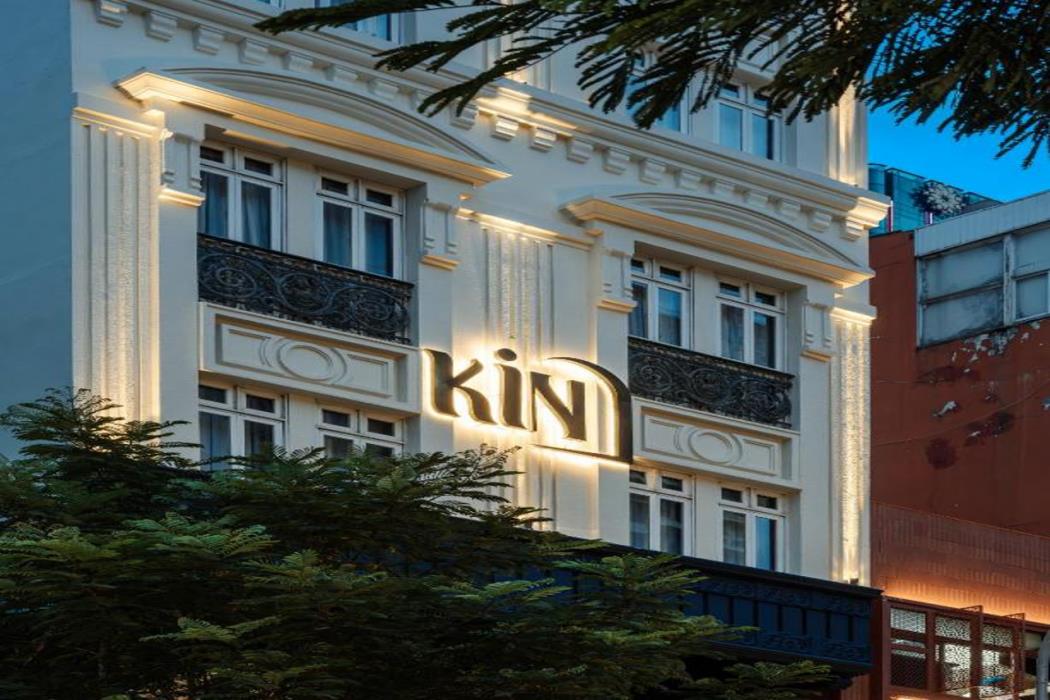 kin hotel dong du