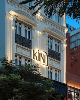 kin hotel dong du