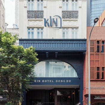 kin hotel dong du