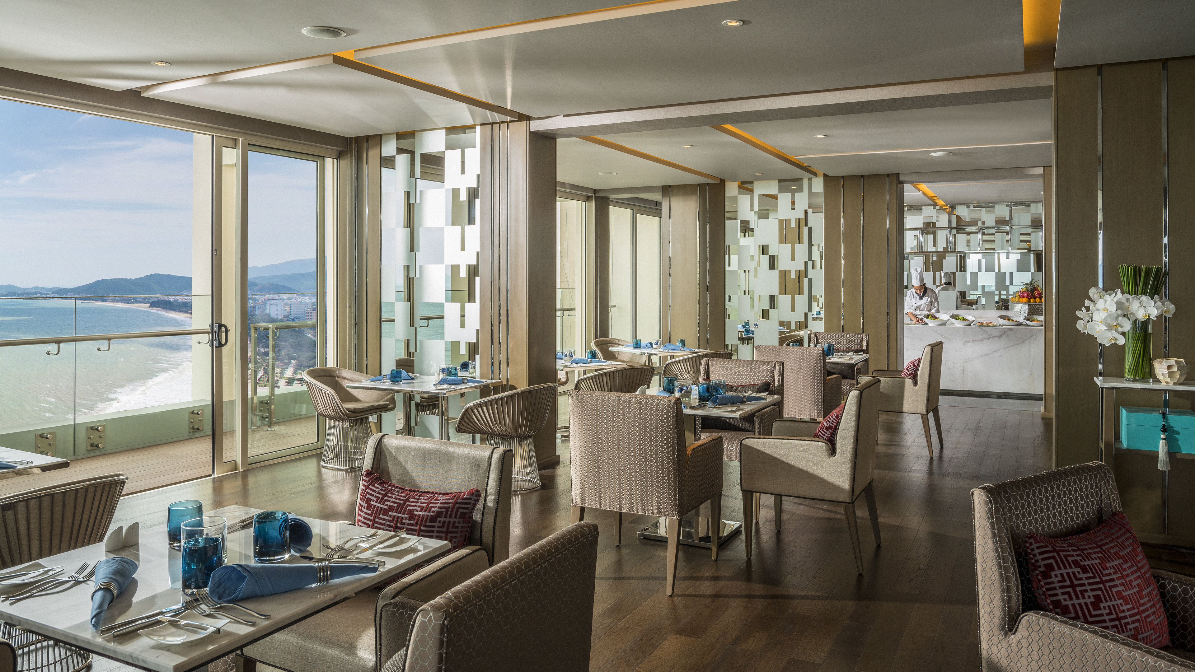 intercontinental nha trang by ihg