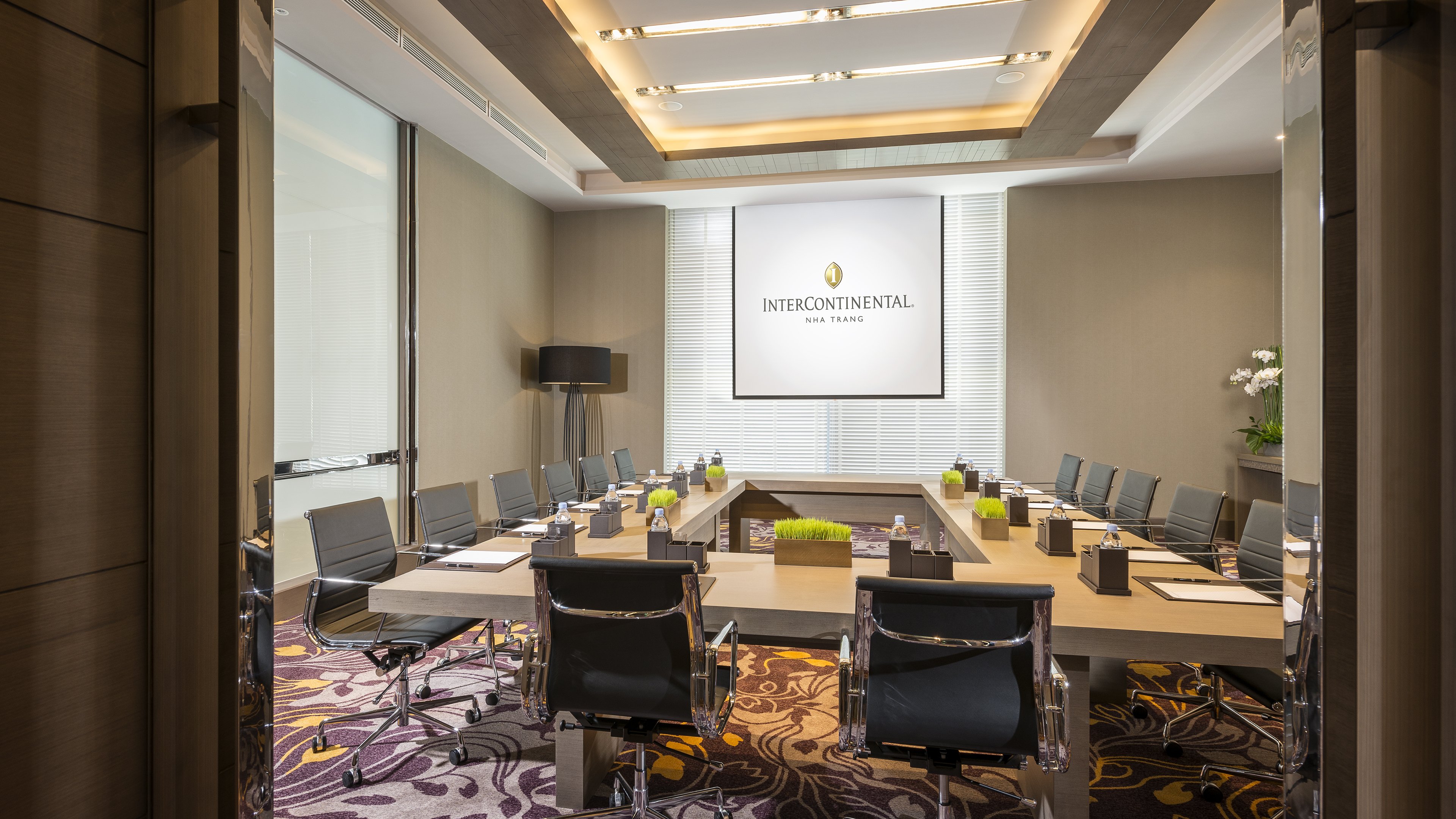 intercontinental nha trang by ihg