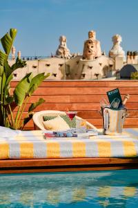 sir victor hotel part of sircle collection