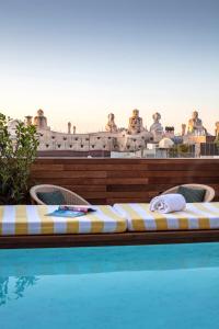 sir victor hotel part of sircle collection