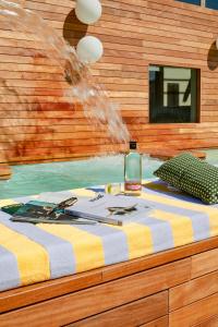 sir victor hotel part of sircle collection