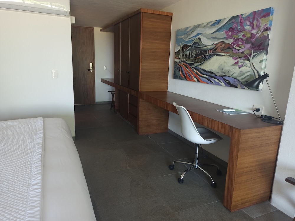 hotel and villa internacional de tenis