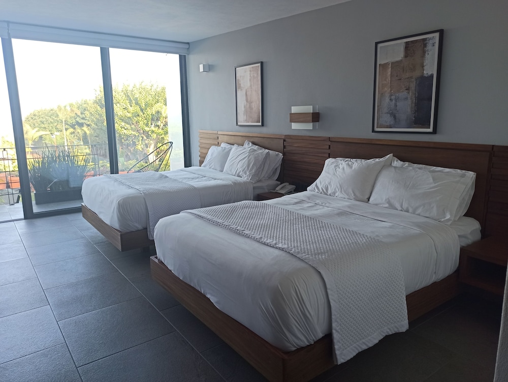 hotel and villa internacional de tenis