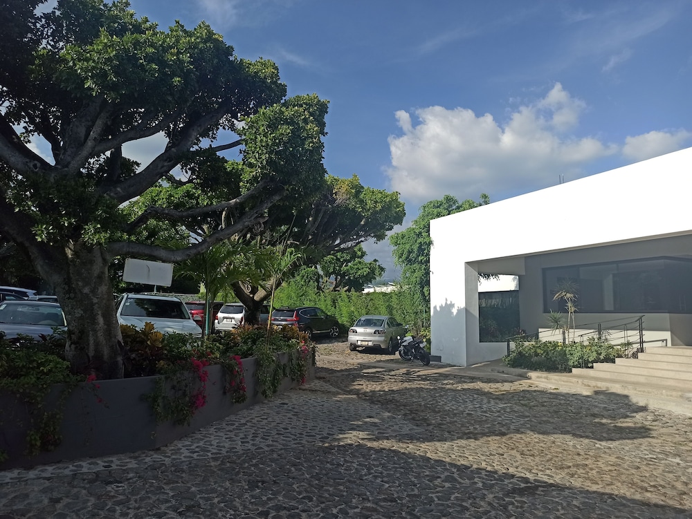 hotel and villa internacional de tenis