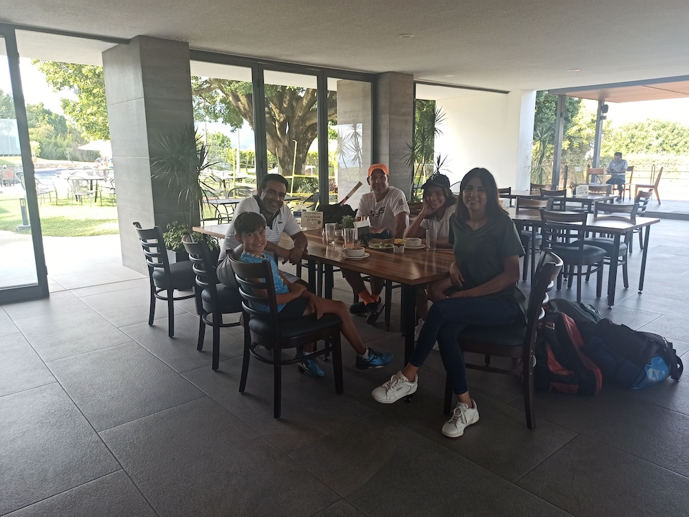 hotel and villa internacional de tenis