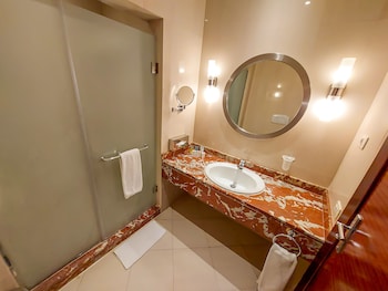 helnan dreamland hotel and conference center