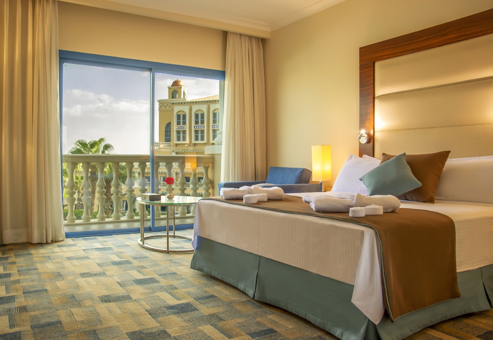 helnan dreamland hotel and conference center