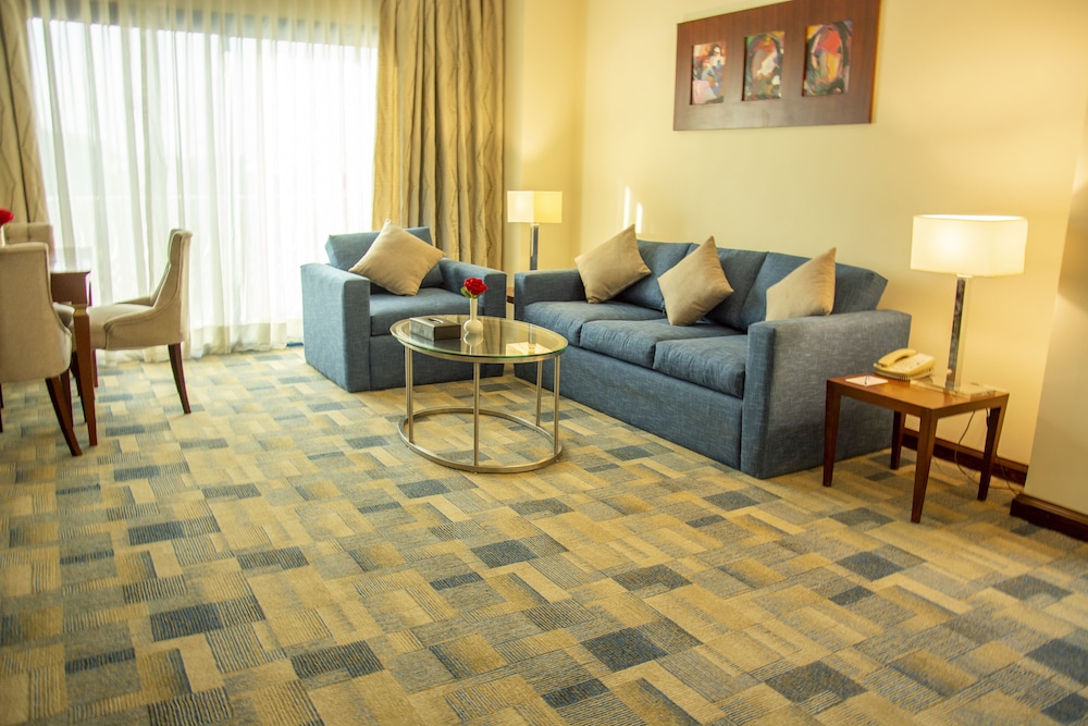 helnan dreamland hotel and conference center