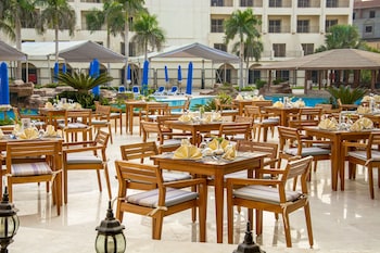 helnan dreamland hotel and conference center