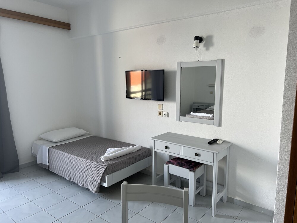 smart accommodation rhodes