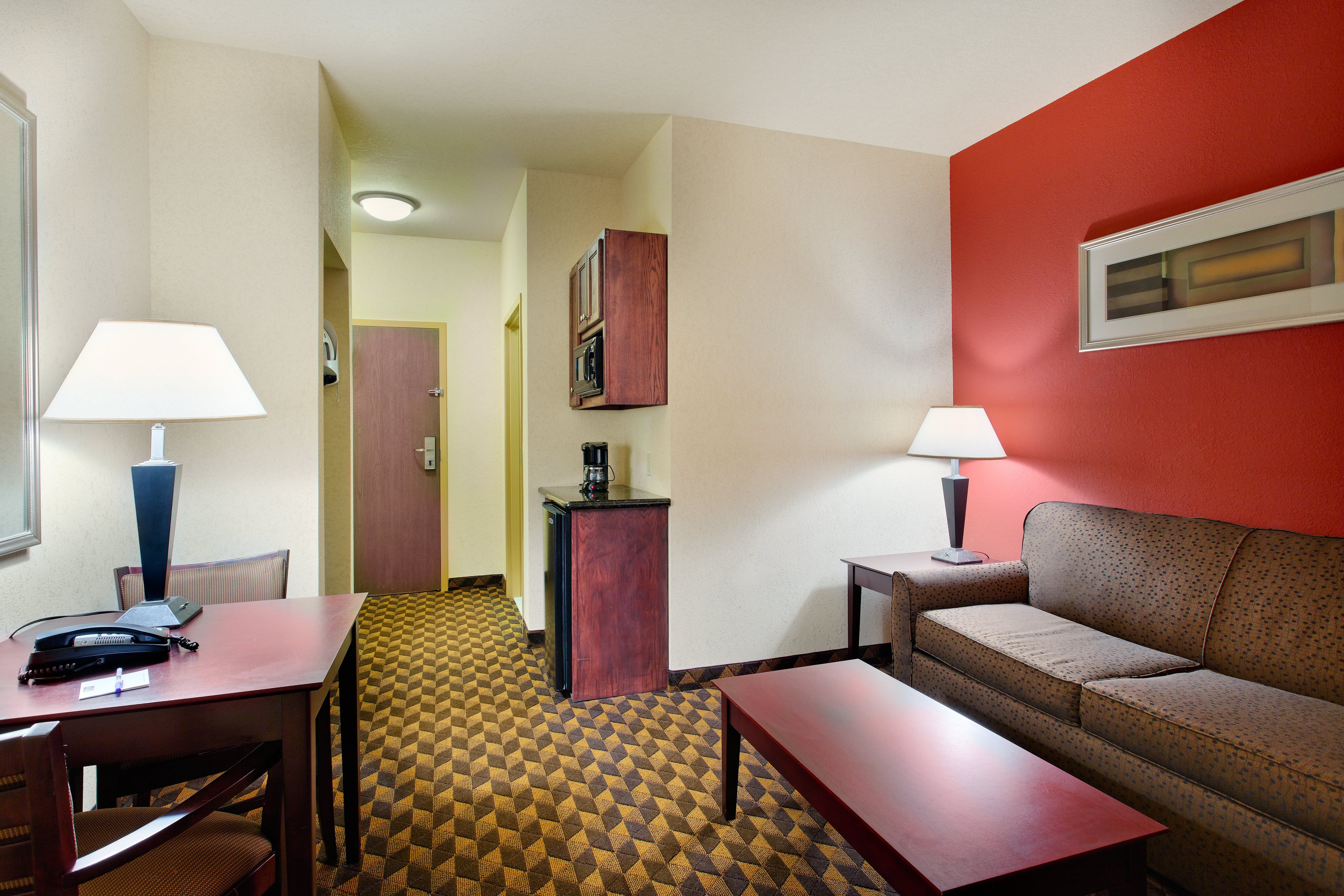 holiday inn express hotel and suites malvern by ihg
