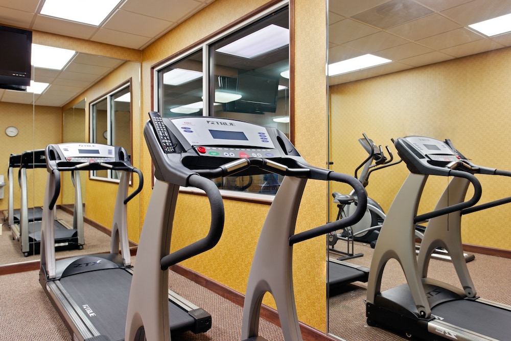 holiday inn express hotel and suites malvern by ihg