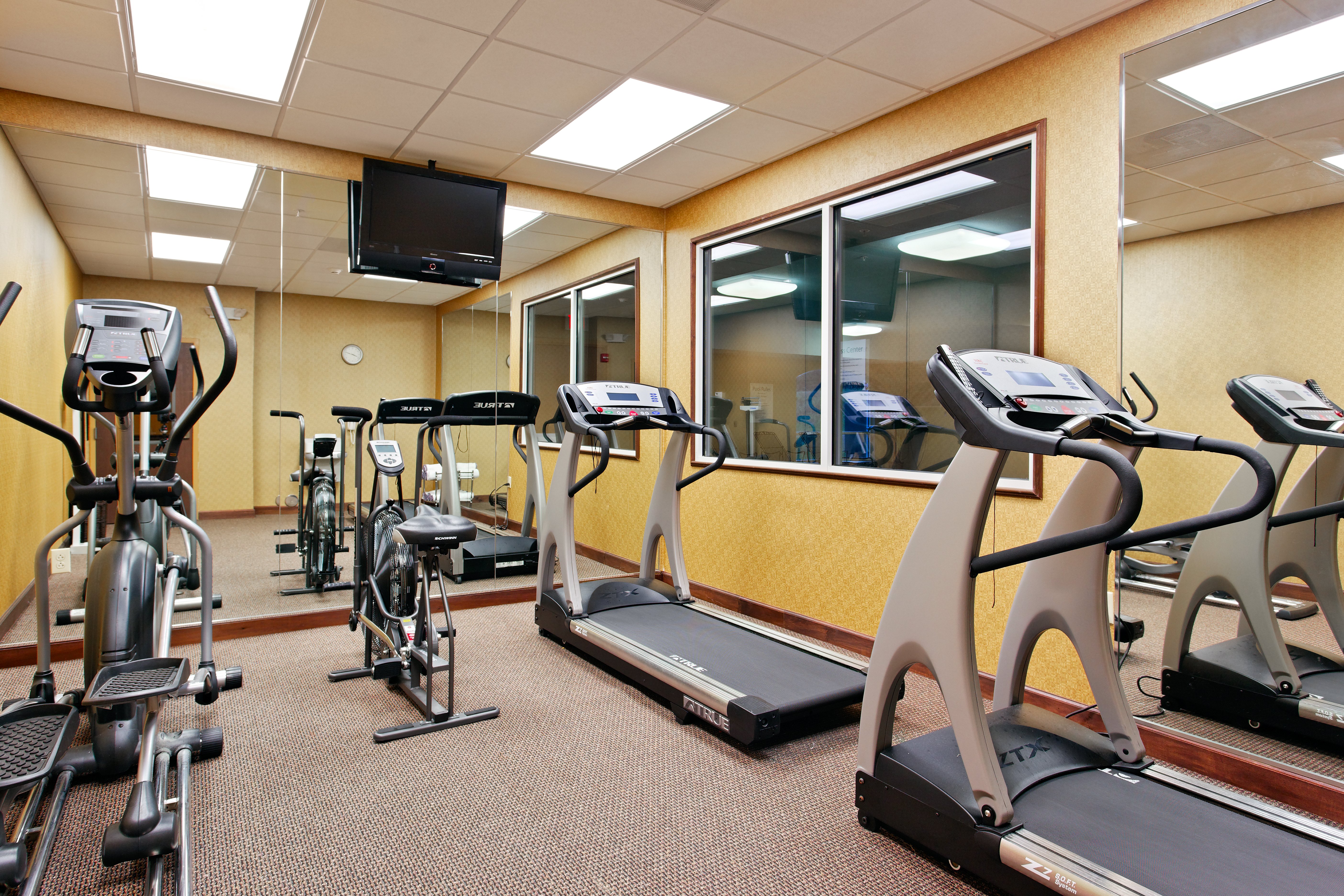holiday inn express hotel and suites malvern by ihg