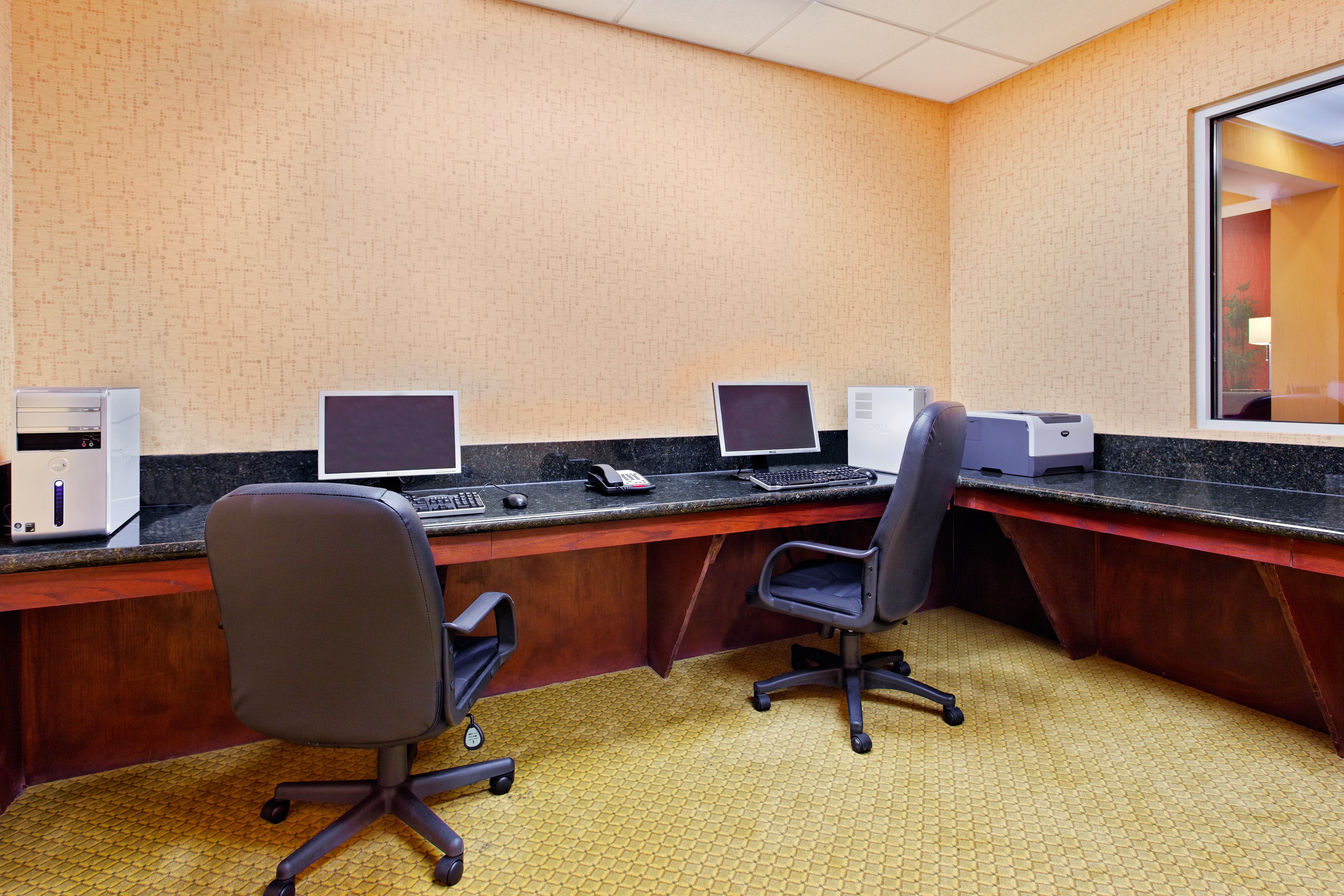 holiday inn express hotel and suites malvern by ihg