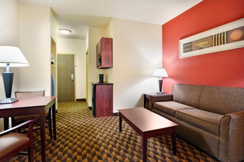 holiday inn express hotel and suites malvern by ihg