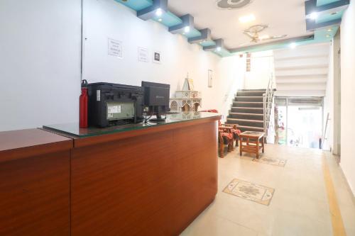 flagship hotel maa arya near gautam buddha park