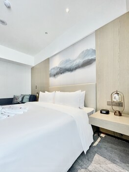 white swan vyv hotel