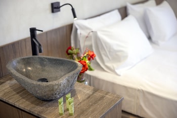 dedalos touch boutique hotel
